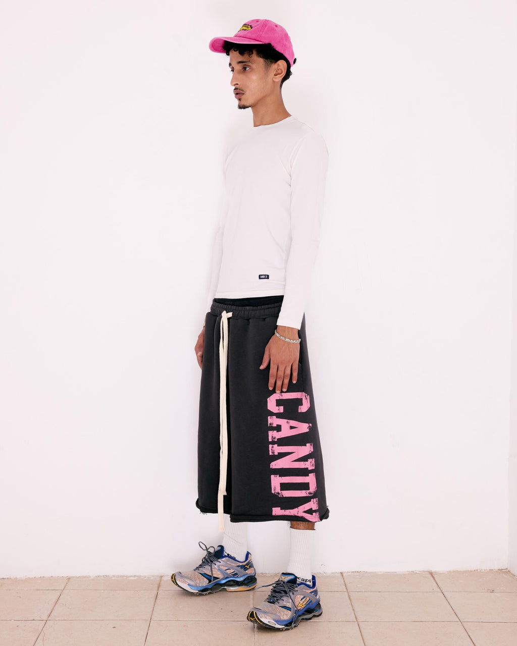 GREY JAWBREAKER BAGGY SHORTS
