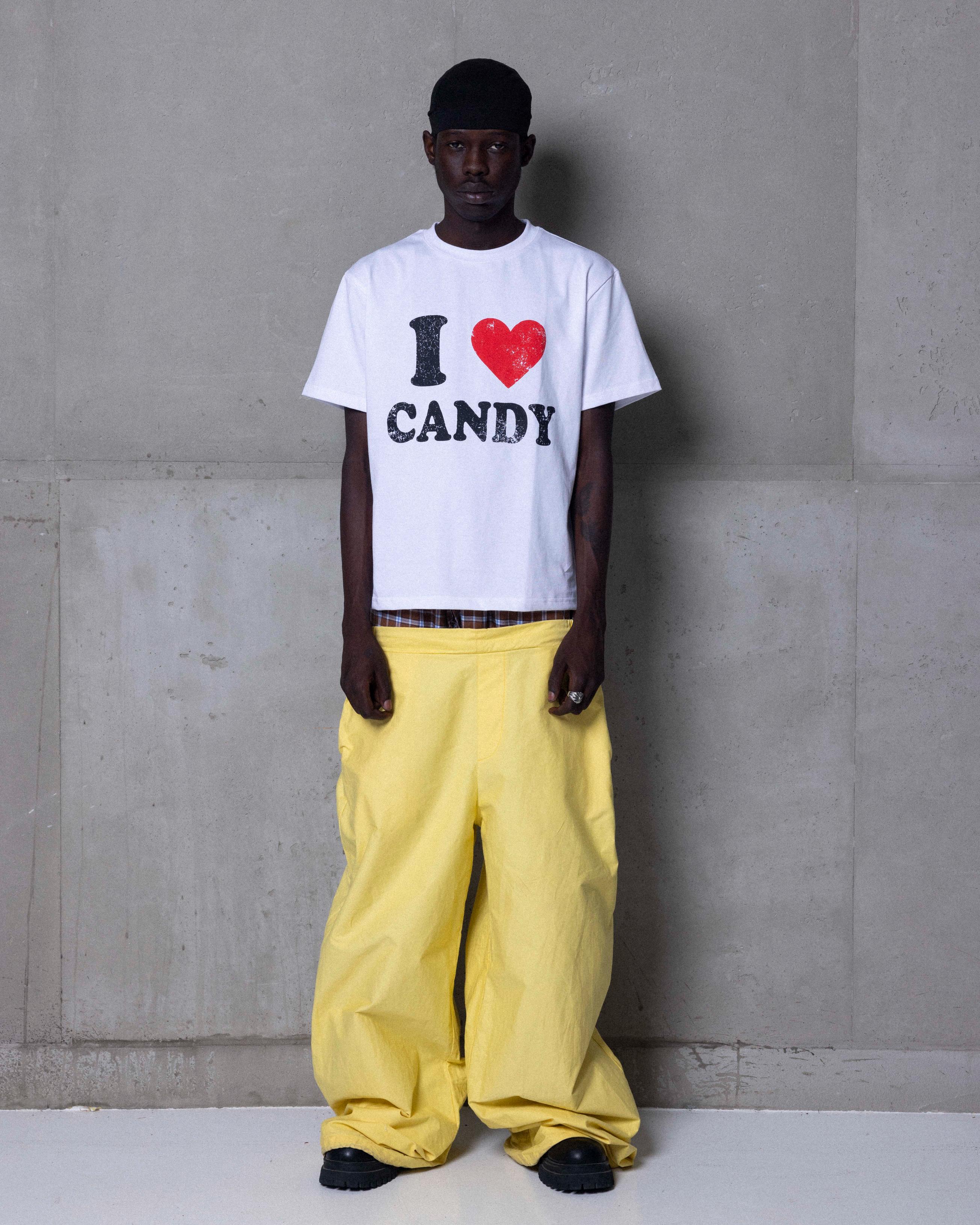 lOVE TEE