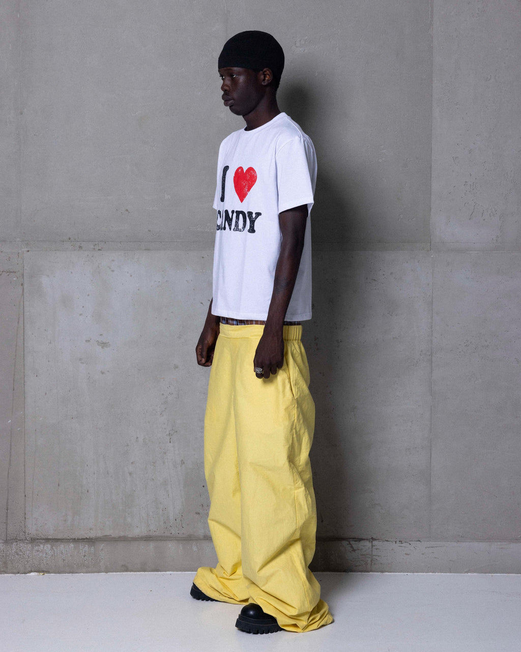 lOVE TEE